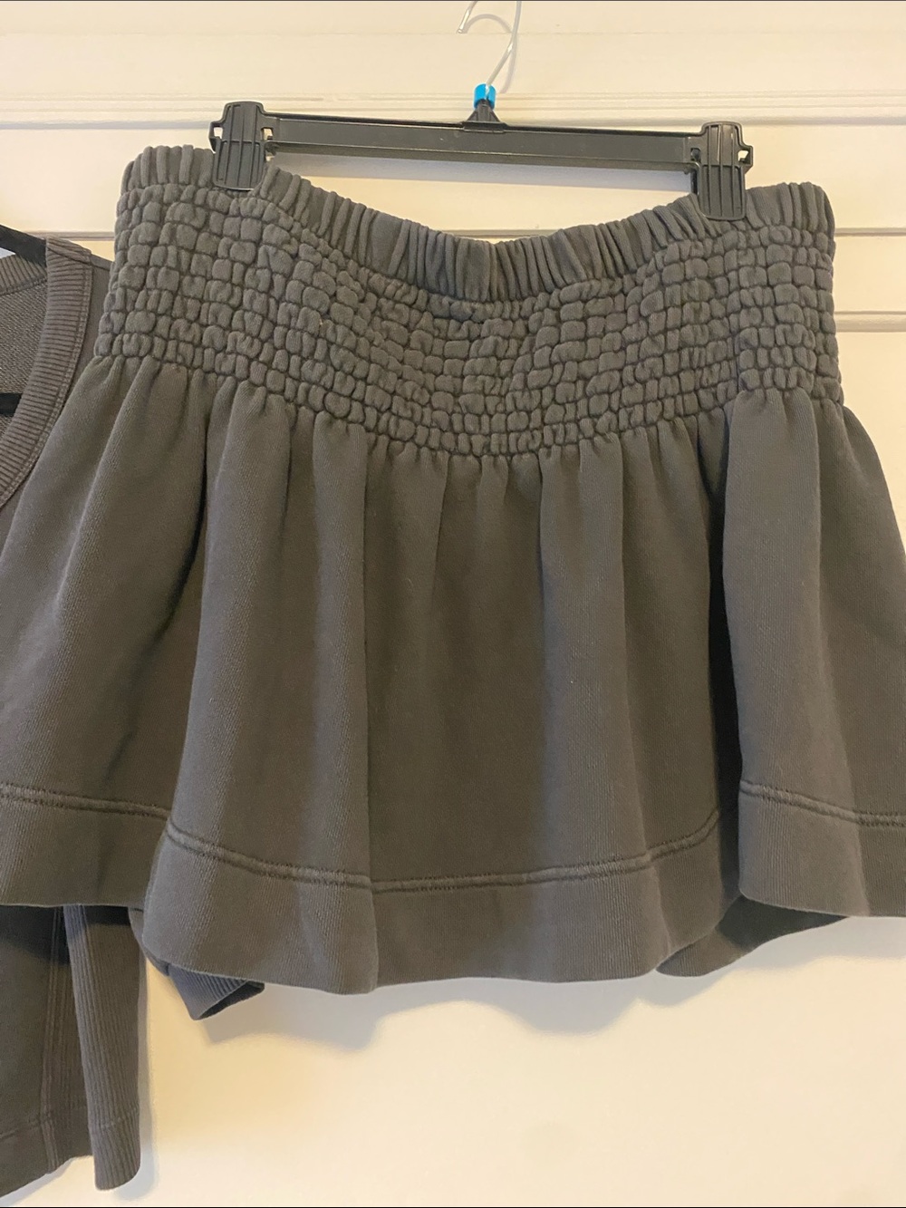 aerie Smoked Gray Seams Right Top and Feeling Femme Mini Skirt Set NWOT - Large - Picture 9 of 10